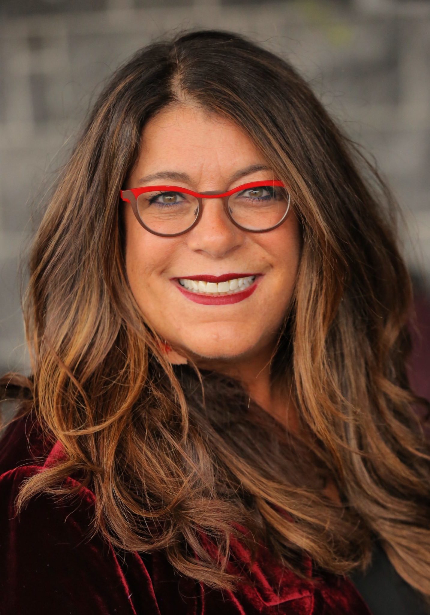 Robin Selden Headshot 2020[27]